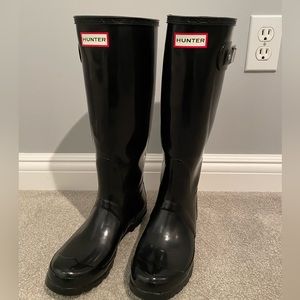 Hunter Tall Black Gloss Rain Boots
